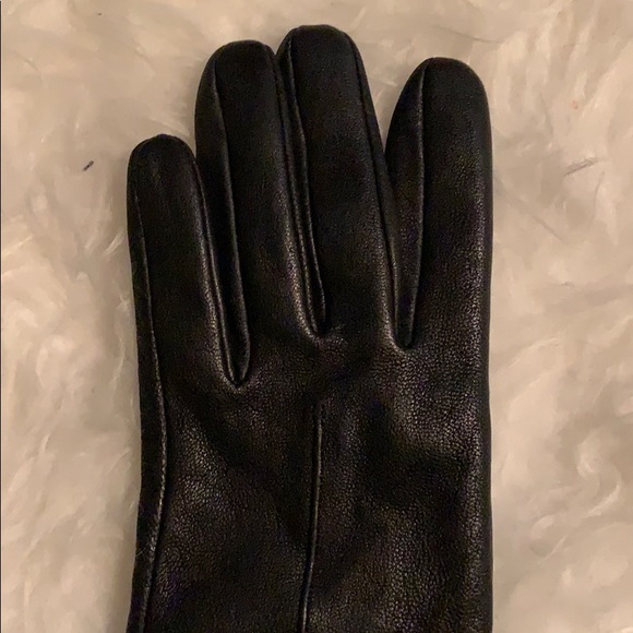 Leather Gloves - Picture 5 of 10